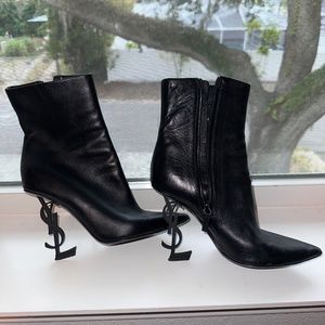 Saint Laurent OPYUM BOOTIES IN LEATHER